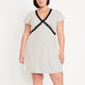 Old Navy Black and White Crepe Mini Dress